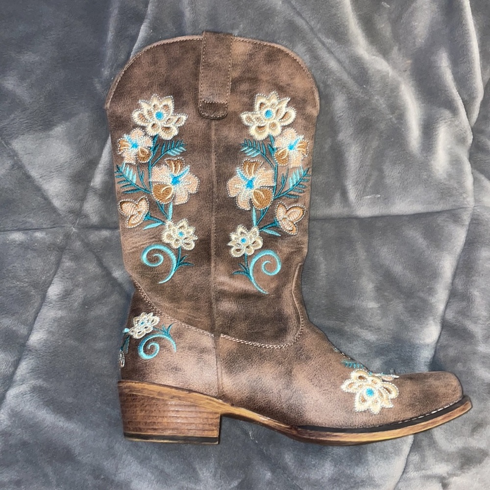 Roper Floral Cowgirl Boots